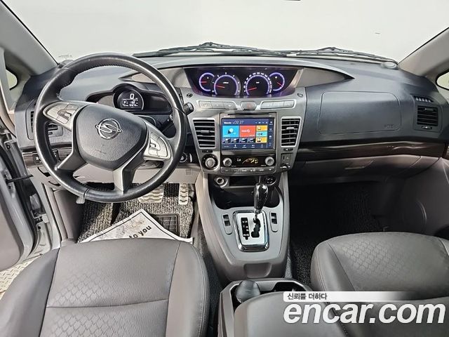 KG Mobility (SsangYong) Korando Turismo 4WD TX 9-seater 2016 — фото 5