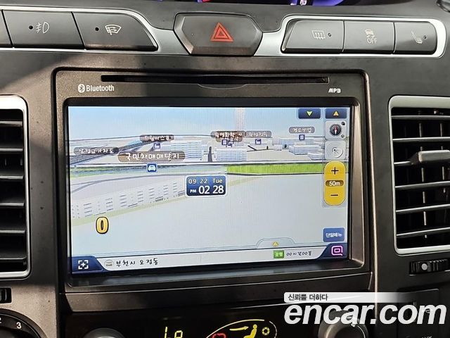 KG Mobility (SsangYong) Korando Turismo 4WD TX 9-seater 2016 — фото 18