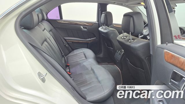 Mercedes-Benz E-Class (W212) E300 Elegance 2012 — фото 18