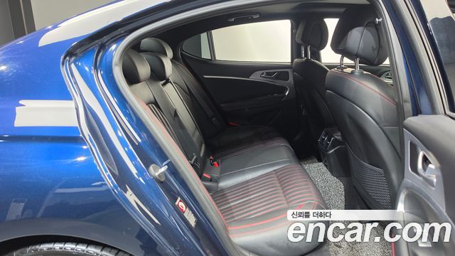 Genesis G70 2.0T AWD Sport Package 2019 — фото 11