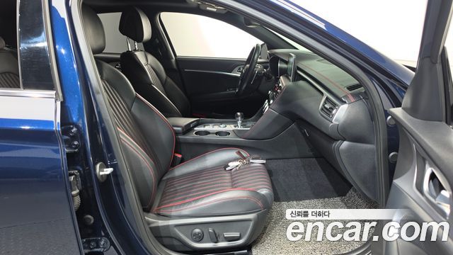 Genesis G70 2.0T AWD Sport Package 2019 — фото 12
