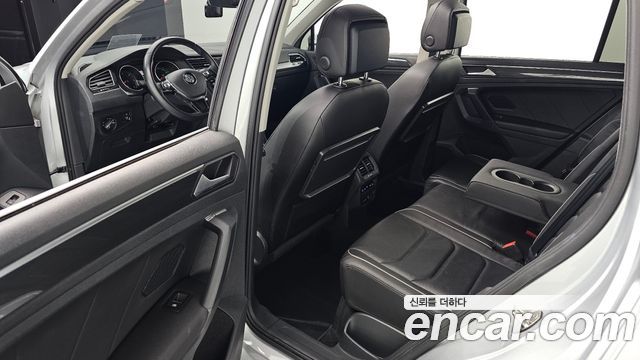 Volkswagen Tiguan (II) 2.0 TDI Prestige 2020 — фото 12