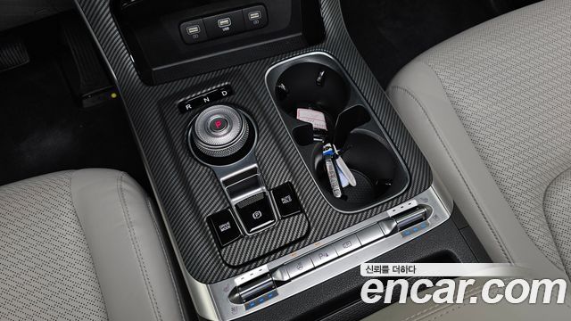 Kia Carnival (IV) Gasoline 7-Seater Signature 2023 — фото 9