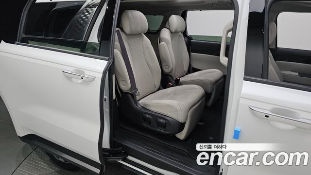 Kia Carnival (IV) Gasoline 7-Seater Signature 2023 — фото 16