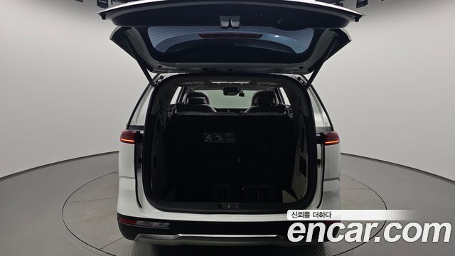 Kia Carnival (IV) Gasoline 7-Seater Signature 2023 — фото 24