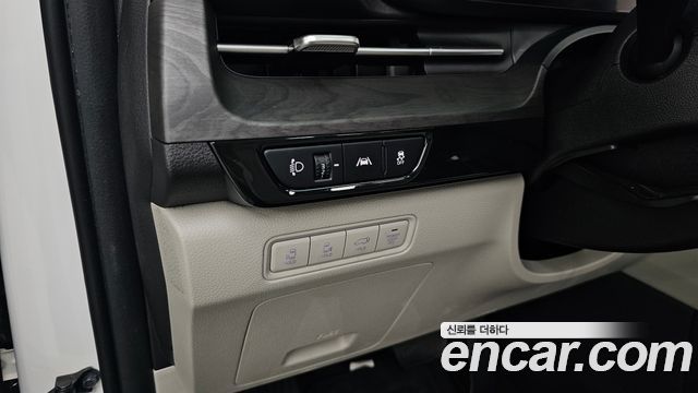 Kia Carnival (IV) Gasoline 7-Seater Signature 2023 — фото 34