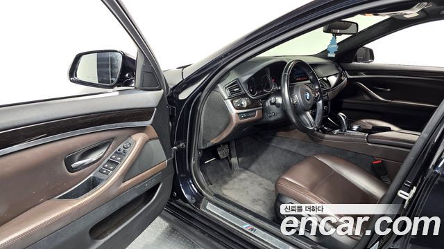 BMW 5 Series (F10) 528i xDrive Aero Dynamic Special Edition 2016 — фото 10