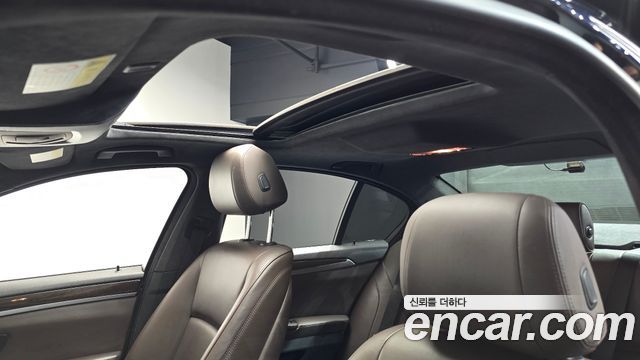 BMW 5 Series (F10) 528i xDrive Aero Dynamic Special Edition 2016 — фото 18