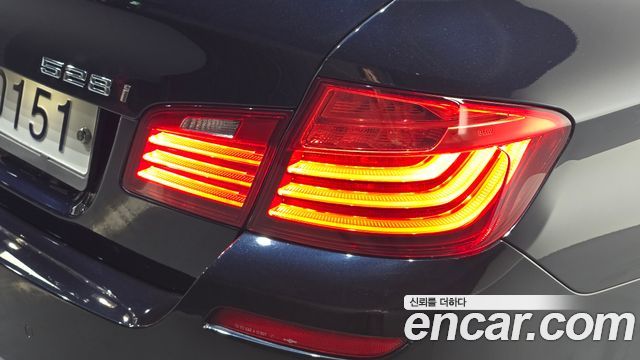 BMW 5 Series (F10) 528i xDrive Aero Dynamic Special Edition 2016 — фото 23