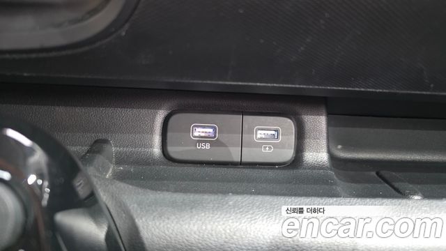 Hyundai Casper Smart 2023 — фото 13