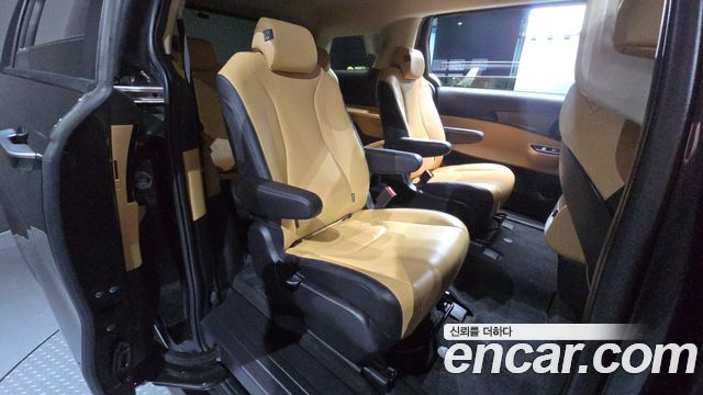 Kia Carnival (IV) Diesel 9-Seater Prestige 2022 — фото 11