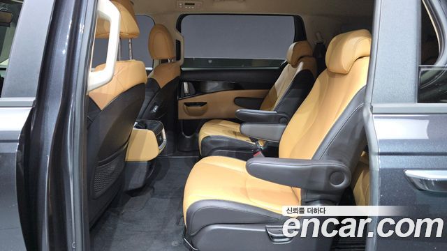 Kia Carnival (IV) Diesel 9-Seater Prestige 2022 — фото 12