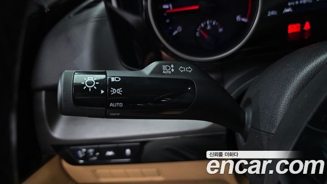 Kia Carnival (IV) Diesel 9-Seater Prestige 2022 — фото 30