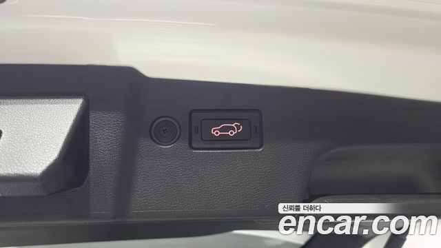 KG Mobility (SsangYong) Torres Gasoline 1.5 2WD T7 2025 — фото 33
