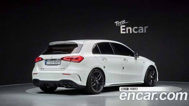 Mercedes-Benz A-Class (W177) AMG A45 4MAITC+ Hatchback 2023 — фото 2