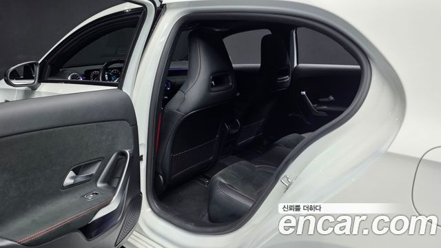 Mercedes-Benz A-Class (W177) AMG A45 4MAITC+ Hatchback 2023 — фото 26