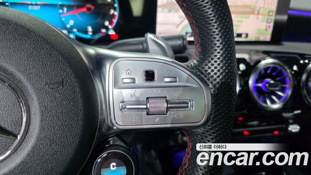 Mercedes-Benz A-Class (W177) AMG A45 4MAITC+ Hatchback 2023 — фото 31
