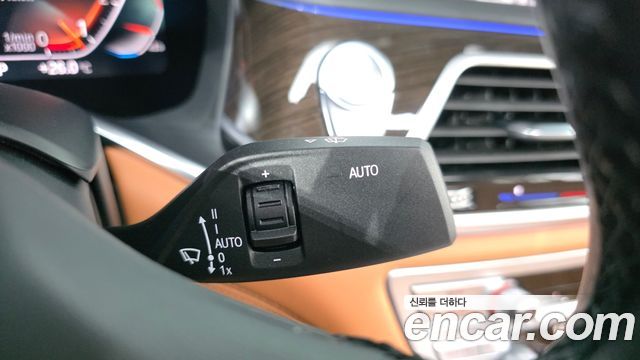 BMW 7 Series (G11) 740Li xDrive Design Pure Excellence 2022 — фото 28