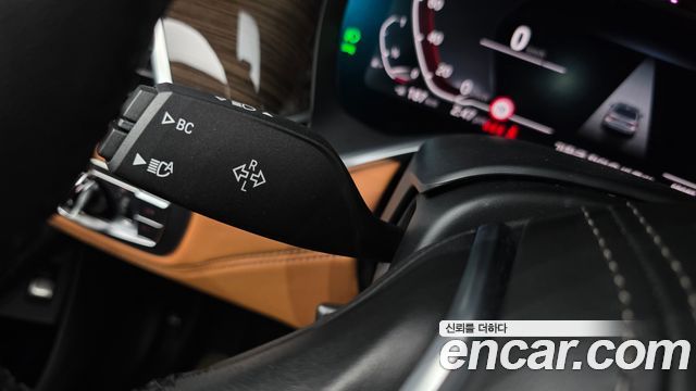 BMW 7 Series (G11) 740Li xDrive Design Pure Excellence 2022 — фото 29