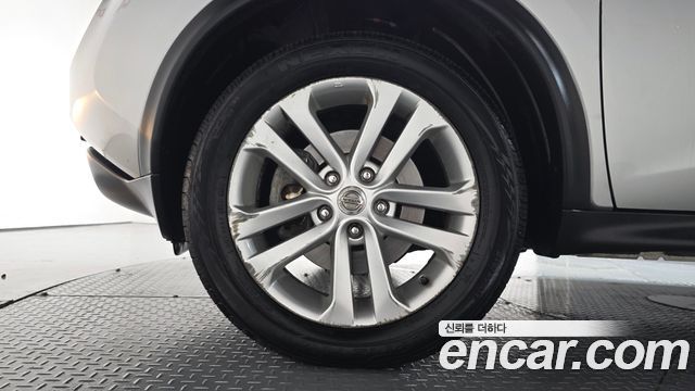 Nissan Juke 1.6 SV F15 2014 — фото 5