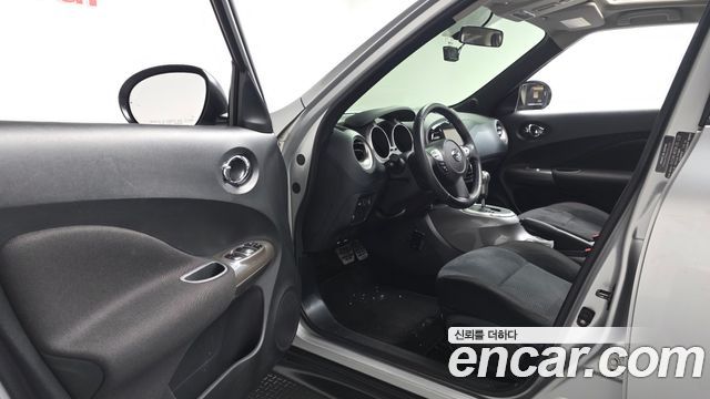 Nissan Juke 1.6 SV F15 2014 — фото 10