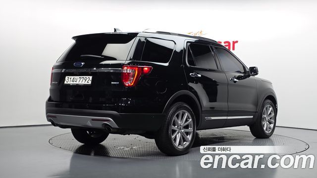 Ford Explorer 2.3 Limited 4WD 5th 2016 — фото 2