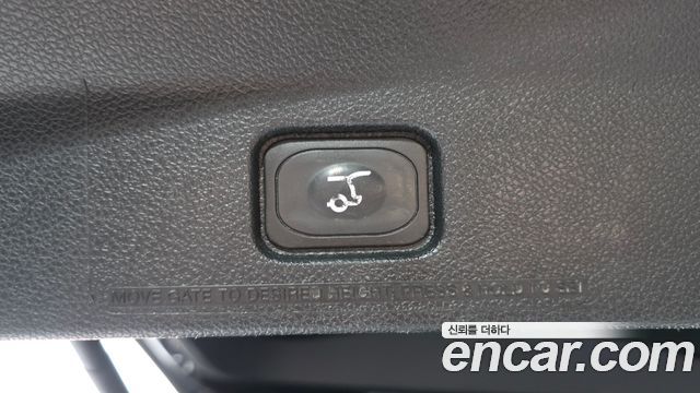 Ford Explorer 2.3 Limited 4WD 5th 2016 — фото 27