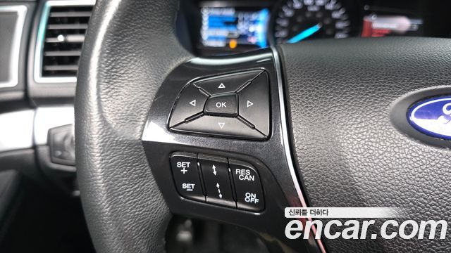 Ford Explorer 2.3 Limited 4WD 5th 2016 — фото 30