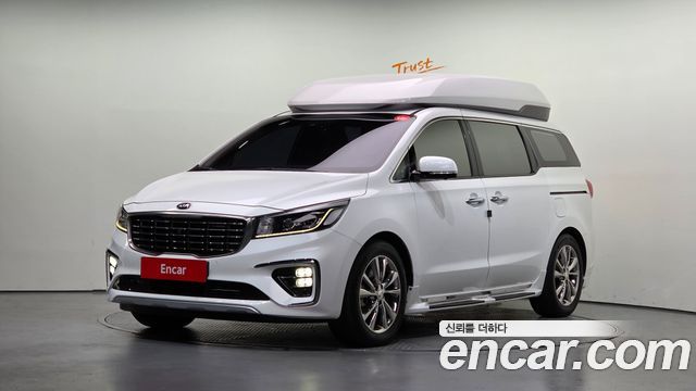 Kia Carnival 7-Seater Hi-Limousine President 2019 — фото 1