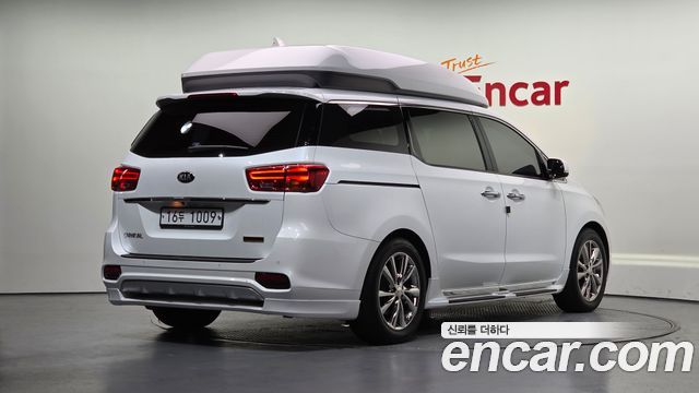 Kia Carnival 7-Seater Hi-Limousine President 2019 — фото 2