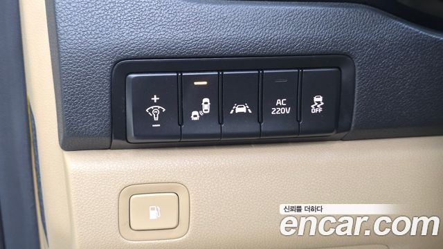Kia Carnival 7-Seater Hi-Limousine President 2019 — фото 13