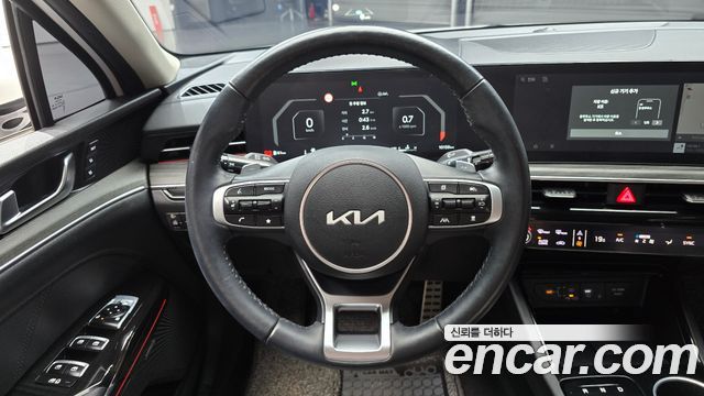 Kia K5 (III) 2.0 Signature 2024 — фото 13