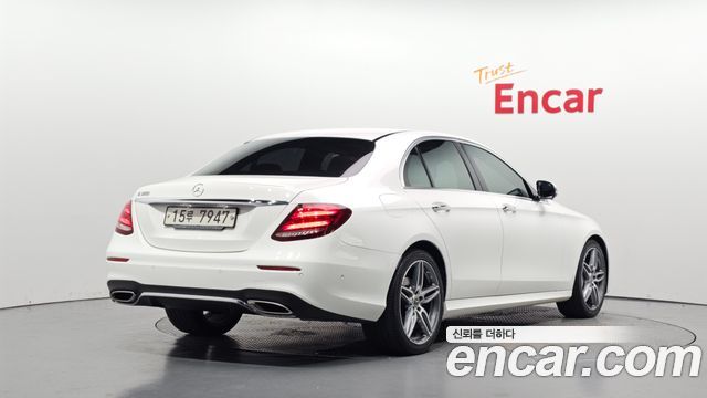 Mercedes-Benz E-Class (W213) E300 AMG Line 2019 — фото 2