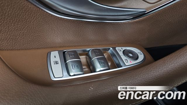 Mercedes-Benz E-Class (W213) E300 AMG Line 2019 — фото 37