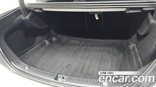 Mercedes-Benz E-Class (W213) E300 AMG Line 2019 — фото 43