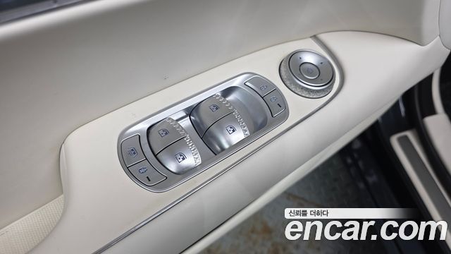 Genesis G90 (RS4) Gasoline 3.5 Turbo AWD 2022 — фото 11
