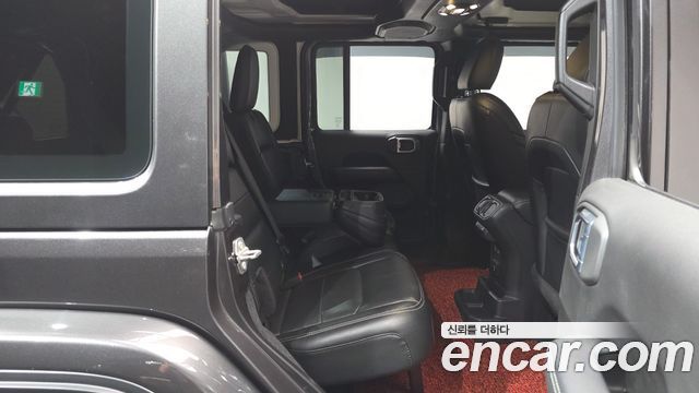 Jeep Wrangler (JL) 2.0 Overland 4Door 2021 — фото 11