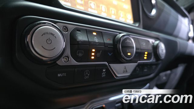 Jeep Wrangler (JL) 2.0 Overland 4Door 2021 — фото 18