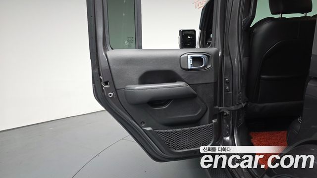 Jeep Wrangler (JL) 2.0 Overland 4Door 2021 — фото 25