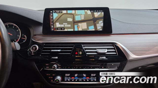 BMW 5 Series (G30) 520d xDrive M Sport Package Plus 2018 — фото 14