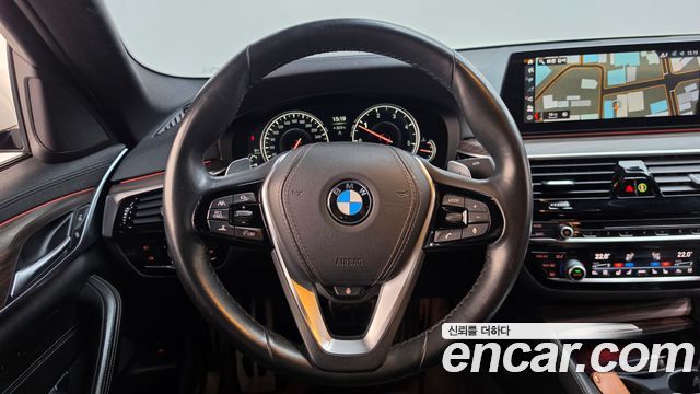 BMW 5 Series (G30) 520d xDrive M Sport Package Plus 2018 — фото 15