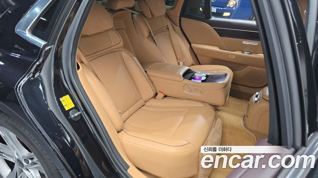 Genesis G90 (RS4) Gasoline 3.5 Turbo AWD 2022 — фото 12