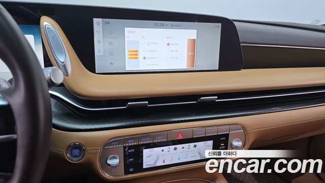 Genesis G90 (RS4) Gasoline 3.5 Turbo AWD 2022 — фото 16