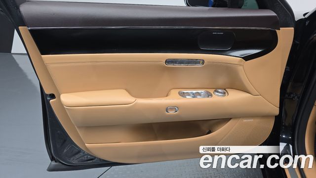 Genesis G90 (RS4) Gasoline 3.5 Turbo AWD 2022 — фото 24