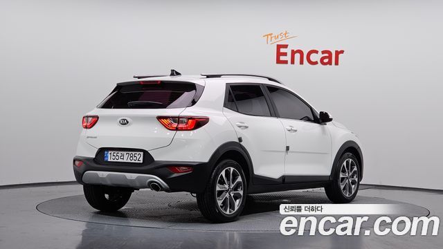 Kia Stonic 1.4 Prestige 2020 — фото 2