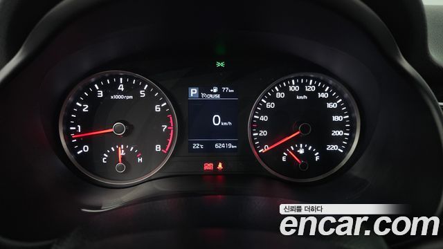 Kia Stonic 1.4 Prestige 2020 — фото 8