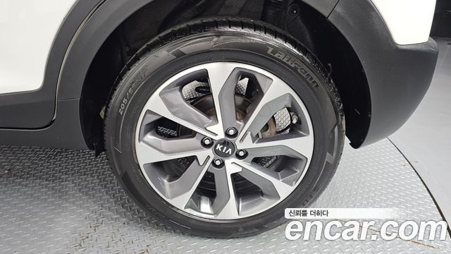 Kia Stonic 1.4 Prestige 2020 — фото 27