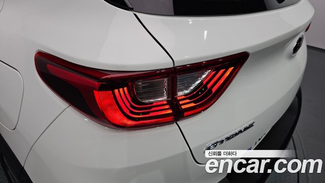 Kia Stonic 1.4 Prestige 2020 — фото 29