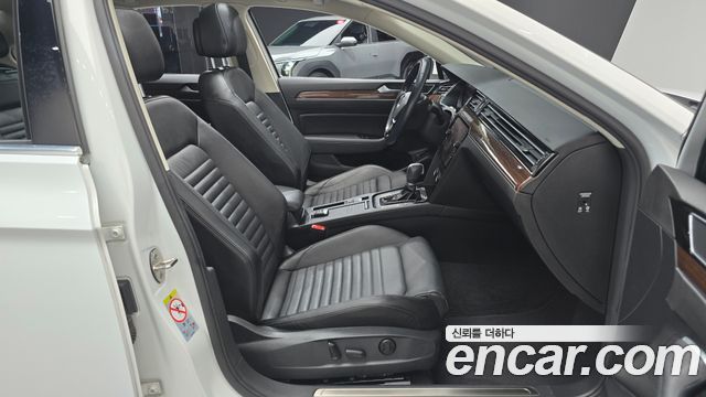 Volkswagen Passat GT (B8) 2.0 TDI Premium 2018 — фото 11