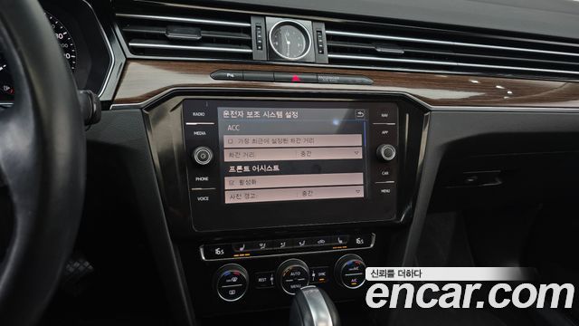 Volkswagen Passat GT (B8) 2.0 TDI Premium 2018 — фото 14